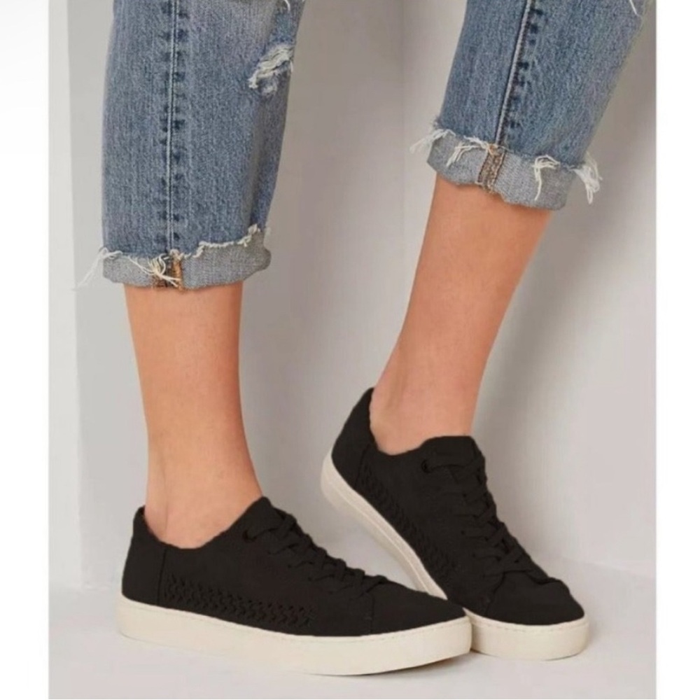 TOMS Black Sneaker Shoes Lace up Braided Suede Sz 9
